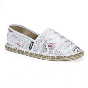 MUKLUKS Josie Espadrille Flats Silver Canvas